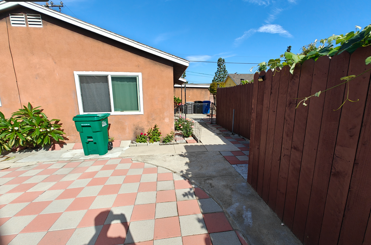 1153 E 71st St #NA - Photo 5 of 15