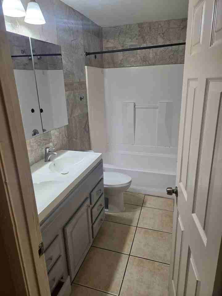 2825 Willow Ave #B - Photo 7 of 19
