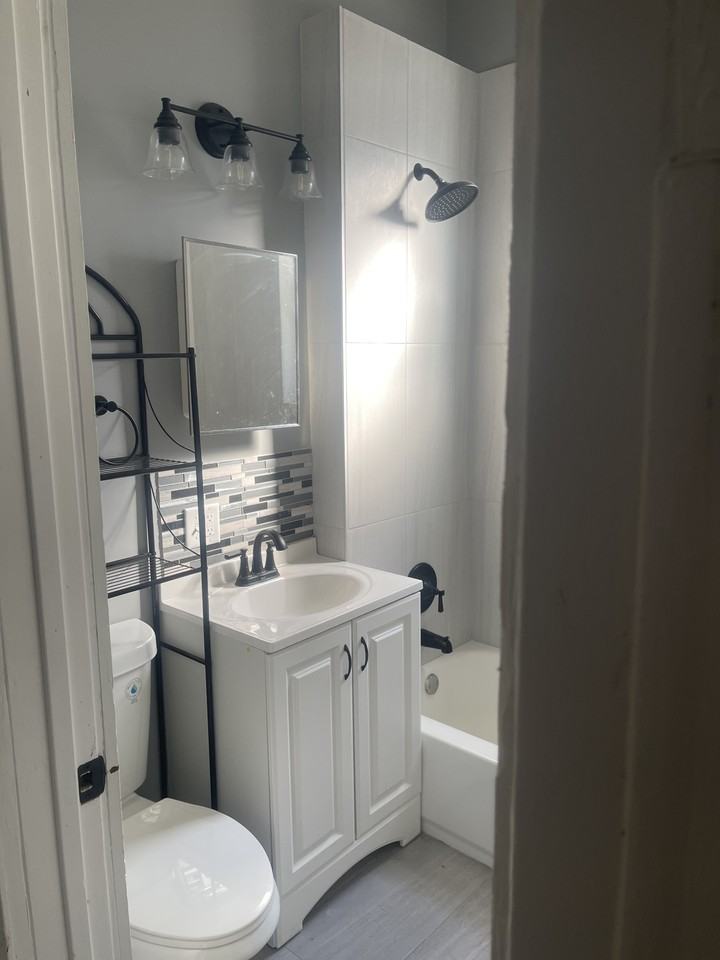 7525 S Normal Ave #2 - Photo 5 of 12