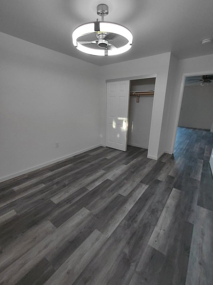 517 Blair Ave #2 - Photo 3 of 12
