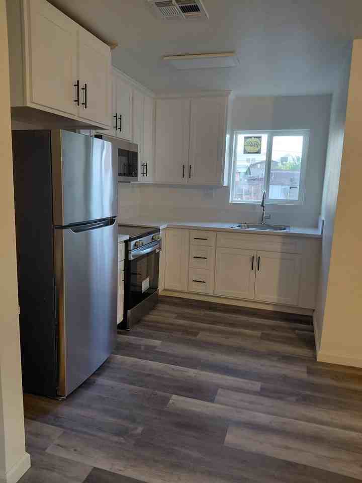517 Blair Ave #2 - Photo 7 of 12