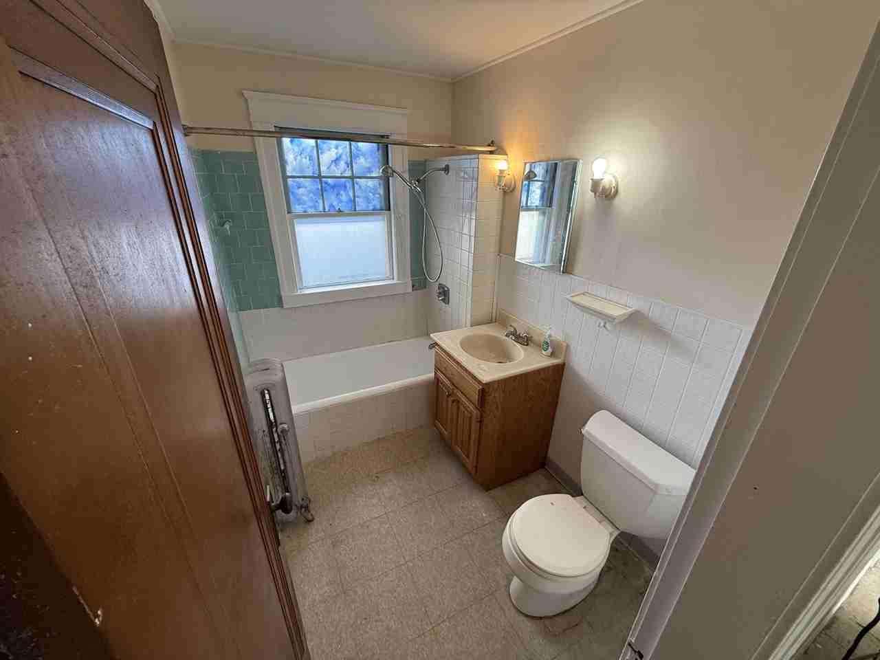 10 Underwood St #2ndFL - Photo 2 of 8
