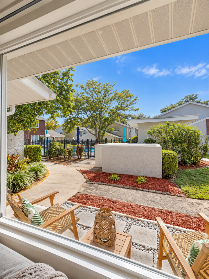2786 Curry Ford Rd #A - Photo 2 of 36