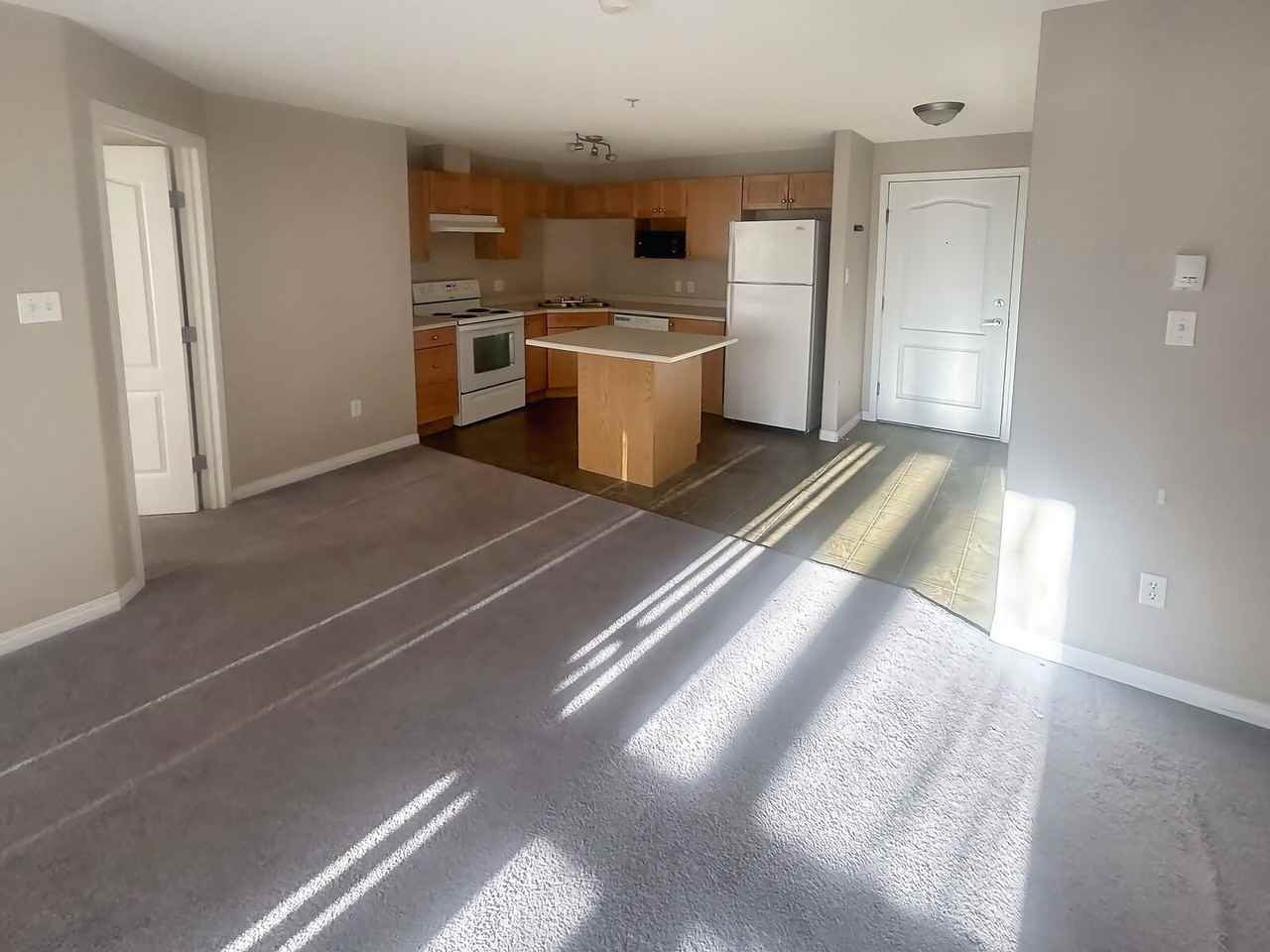 7331 Park Place South - Photo 4 of 15