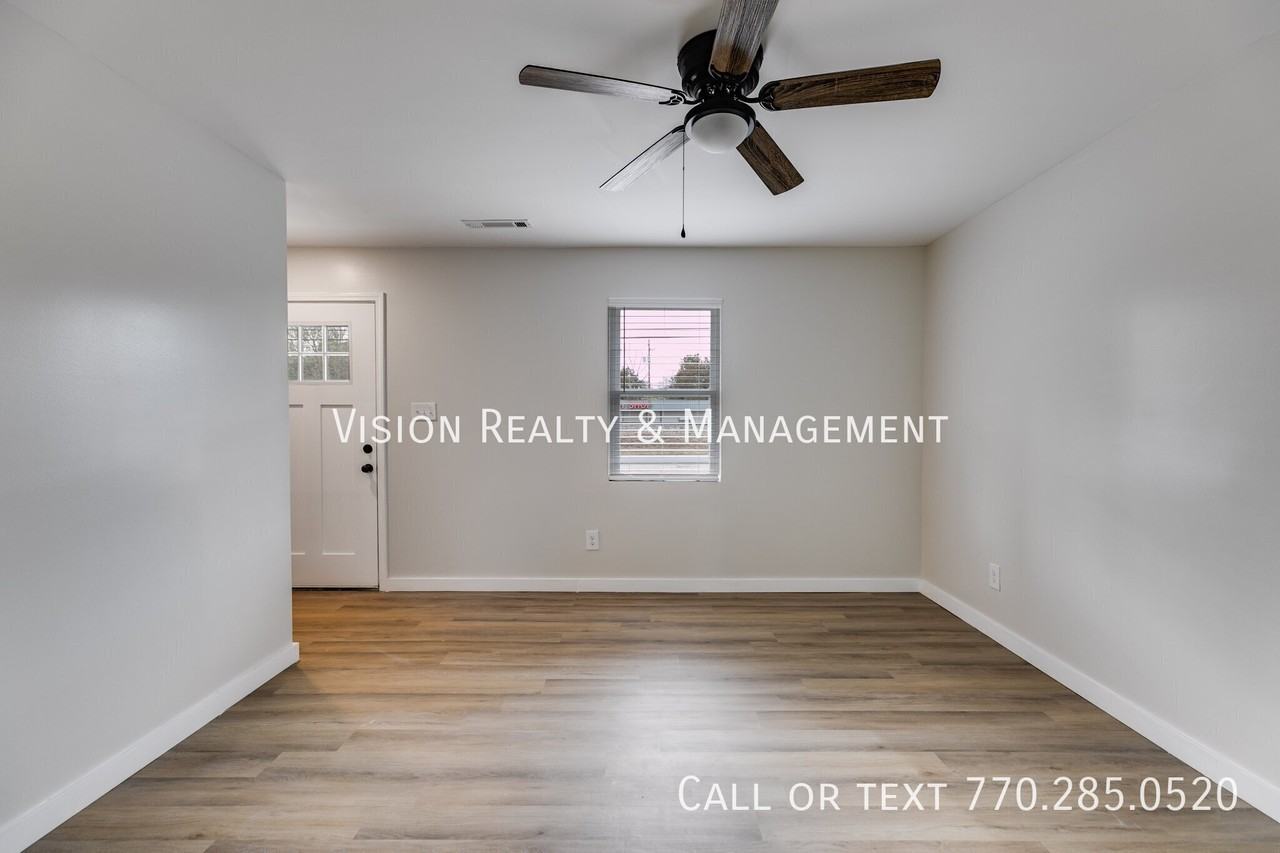 409 Tallapoosa St W #4 - Photo 6 of 15