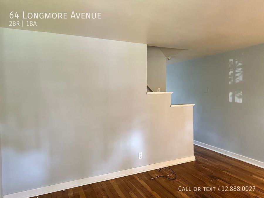 64 Longmore Ave - Photo 4 of 10