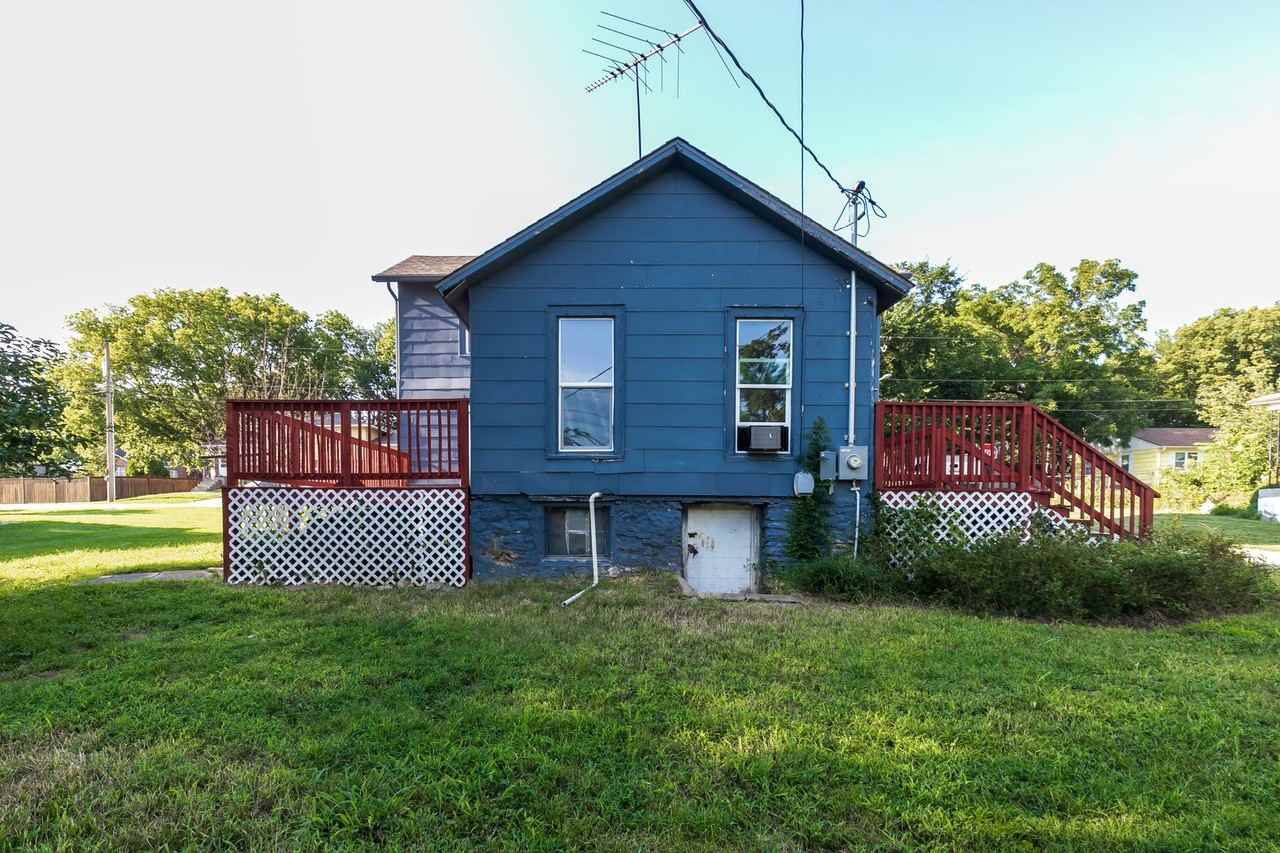 505 E Wall St - Photo 2 of 13