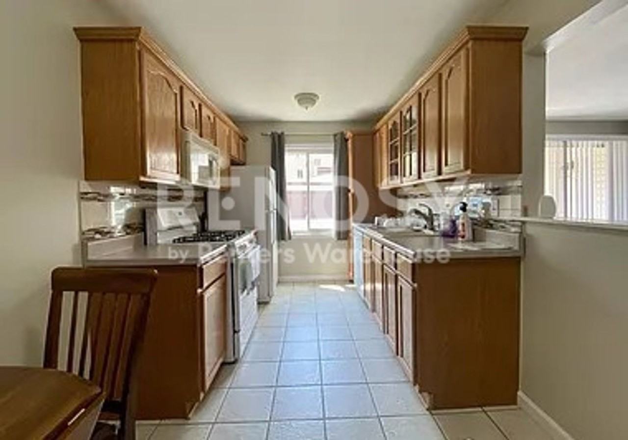 10750 Rockford Rd #102 - Photo 2 of 12