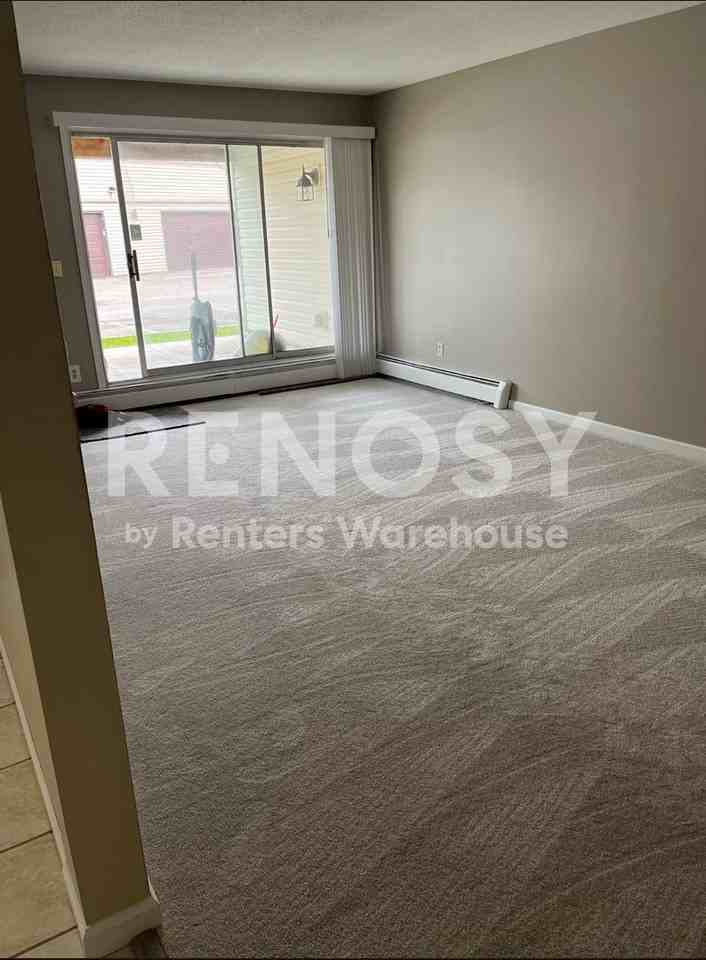 10750 Rockford Rd #102 - Photo 5 of 12