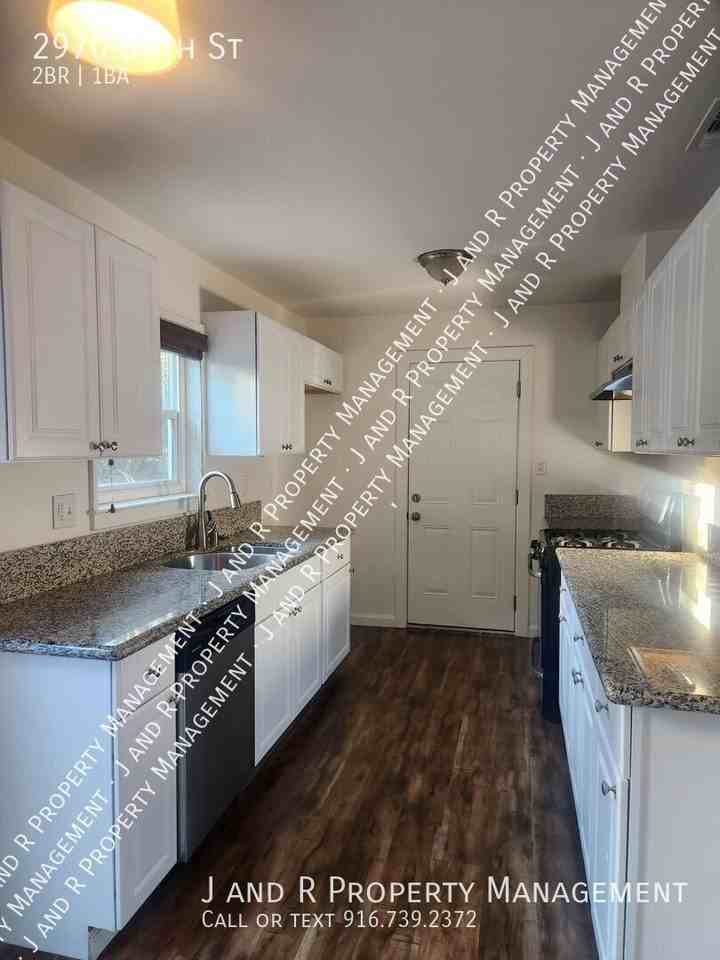 2970 64th St - Photo 7 of 21