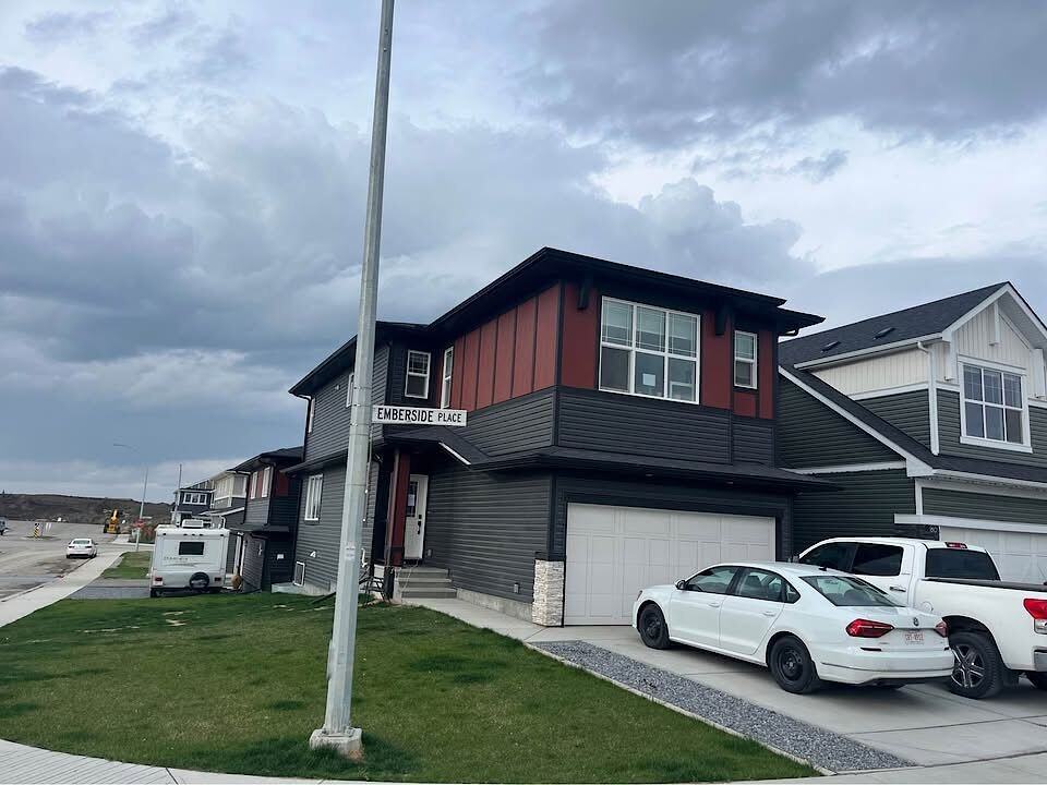 184 Emberside Pl - Photo 4 of 16