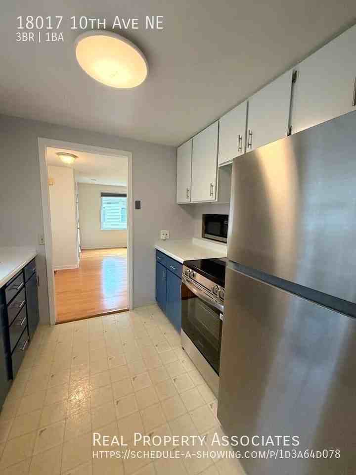 18017 10th Ave Ne - Photo 7 of 16