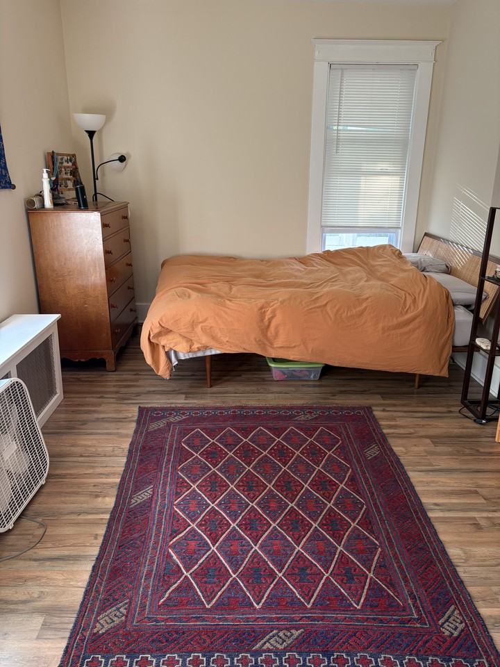 31 Hollywood Ave #2 - Photo 5 of 18