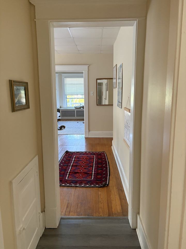 31 Hollywood Ave #2 - Photo 7 of 18