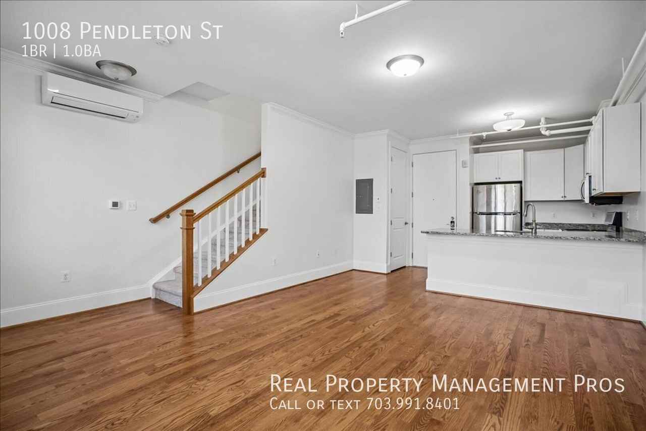 1008 Pendleton St - Photo 4 of 23