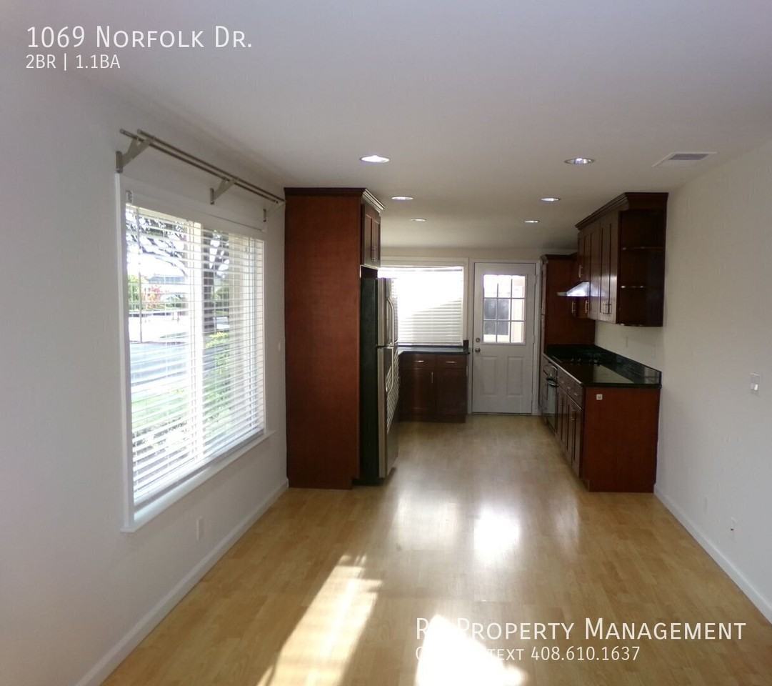 1069 Norfolk Dr - Photo 5 of 18