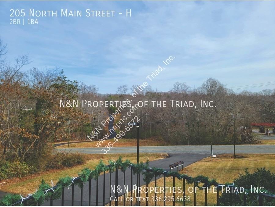205 N Main St #H - Photo 3 of 17