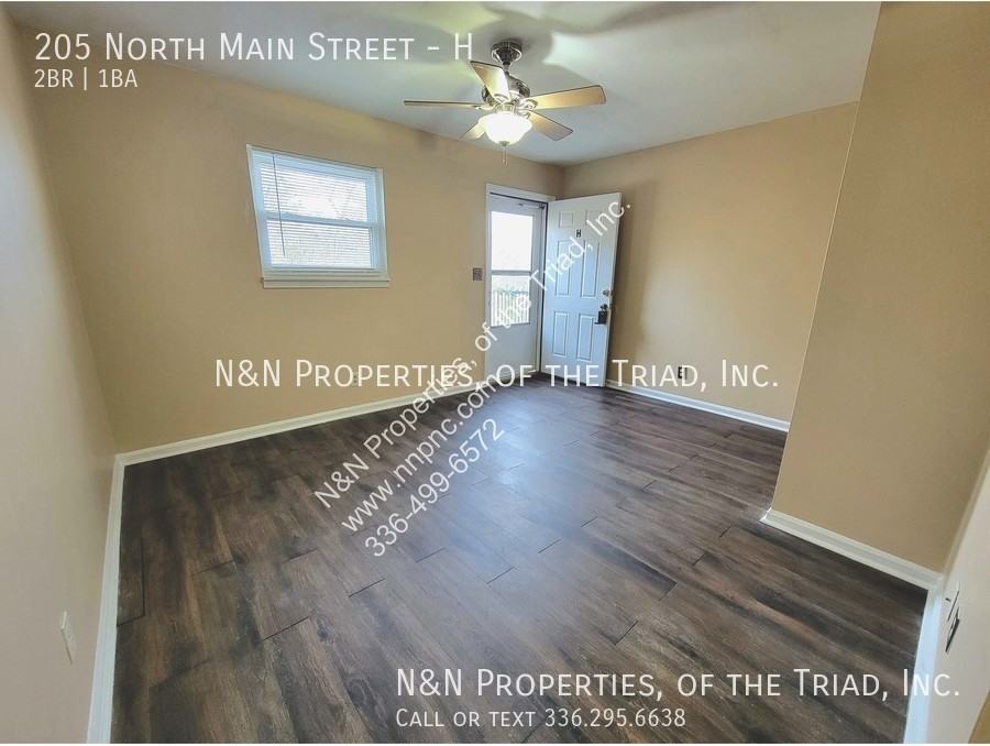 205 N Main St #H - Photo 6 of 17