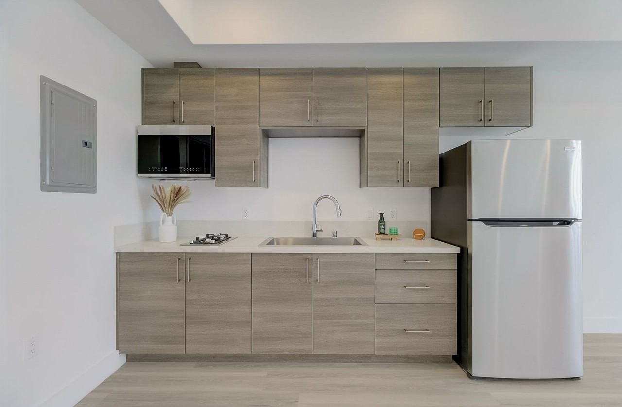 ST Living at 549 N Heliotrope Dr | Fresh &  Modern for the Best of LA Living! - Photo 7 of 26