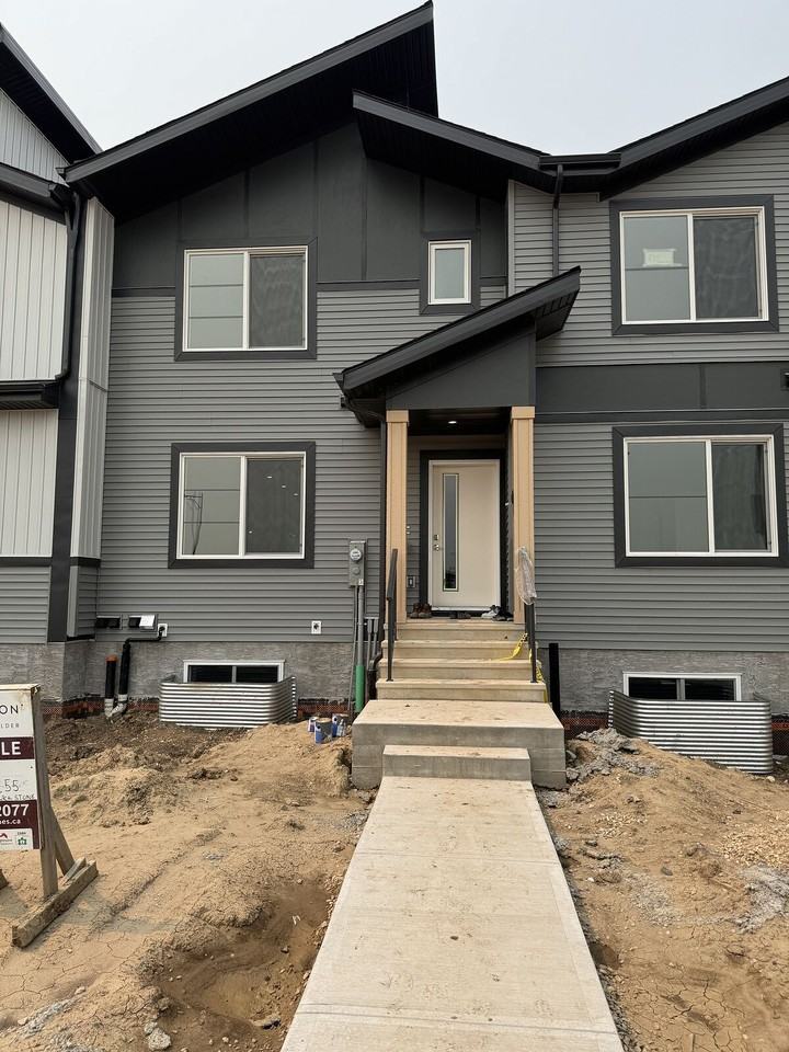 553 Black Stone Blvd - Photo 2 of 29