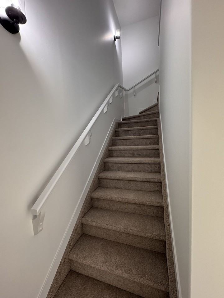 553 Black Stone Blvd - Photo 4 of 29