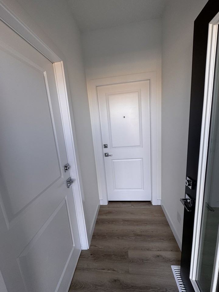 553 Black Stone Blvd - Photo 5 of 29