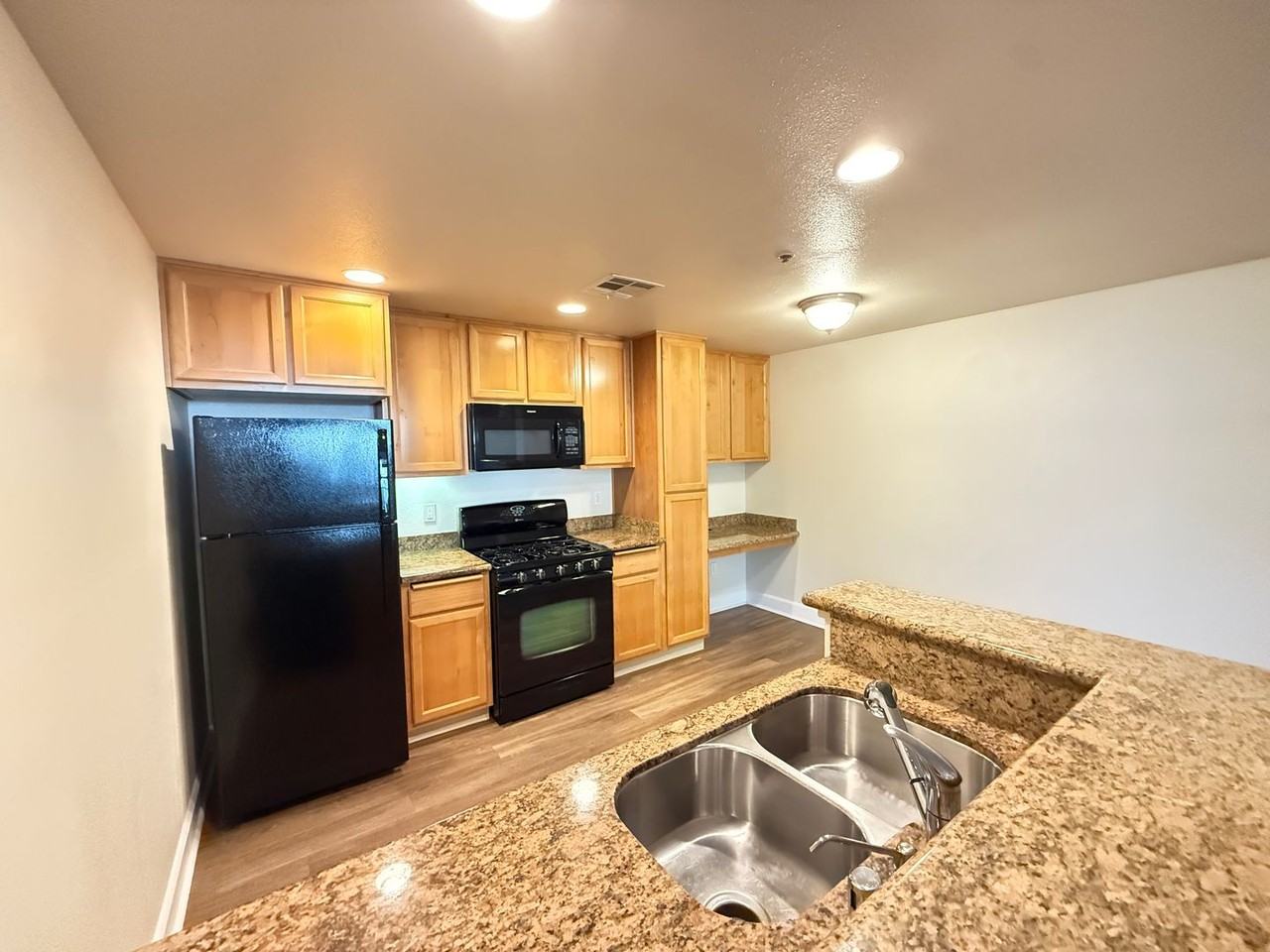 The Phoenician Collection - Photo 5 of 16