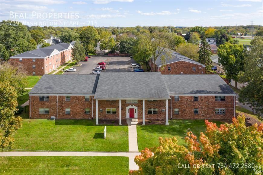 739 Washington St #215 - Photo 4 of 12