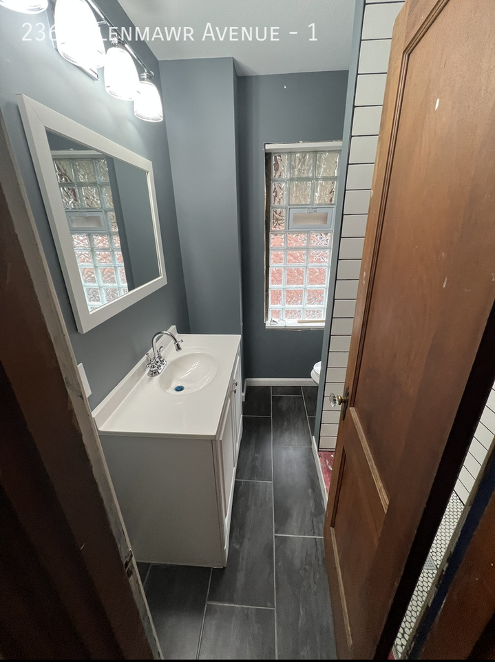 2366 Glenmawr Ave #1 - Photo 6 of 20