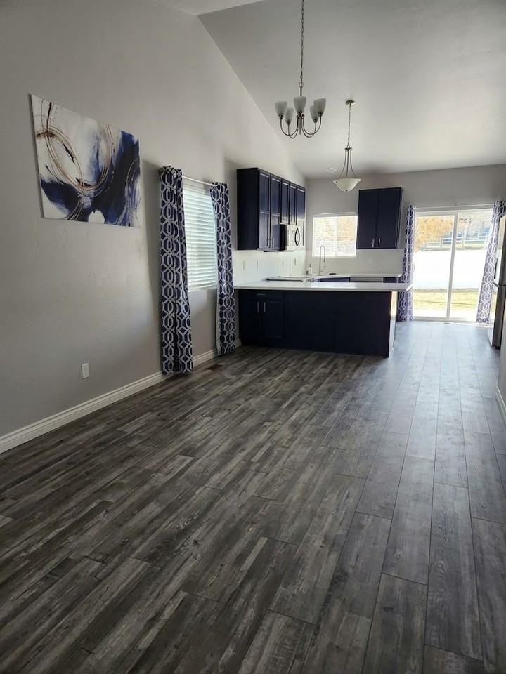 3215 Barbera St - Photo 3 of 16