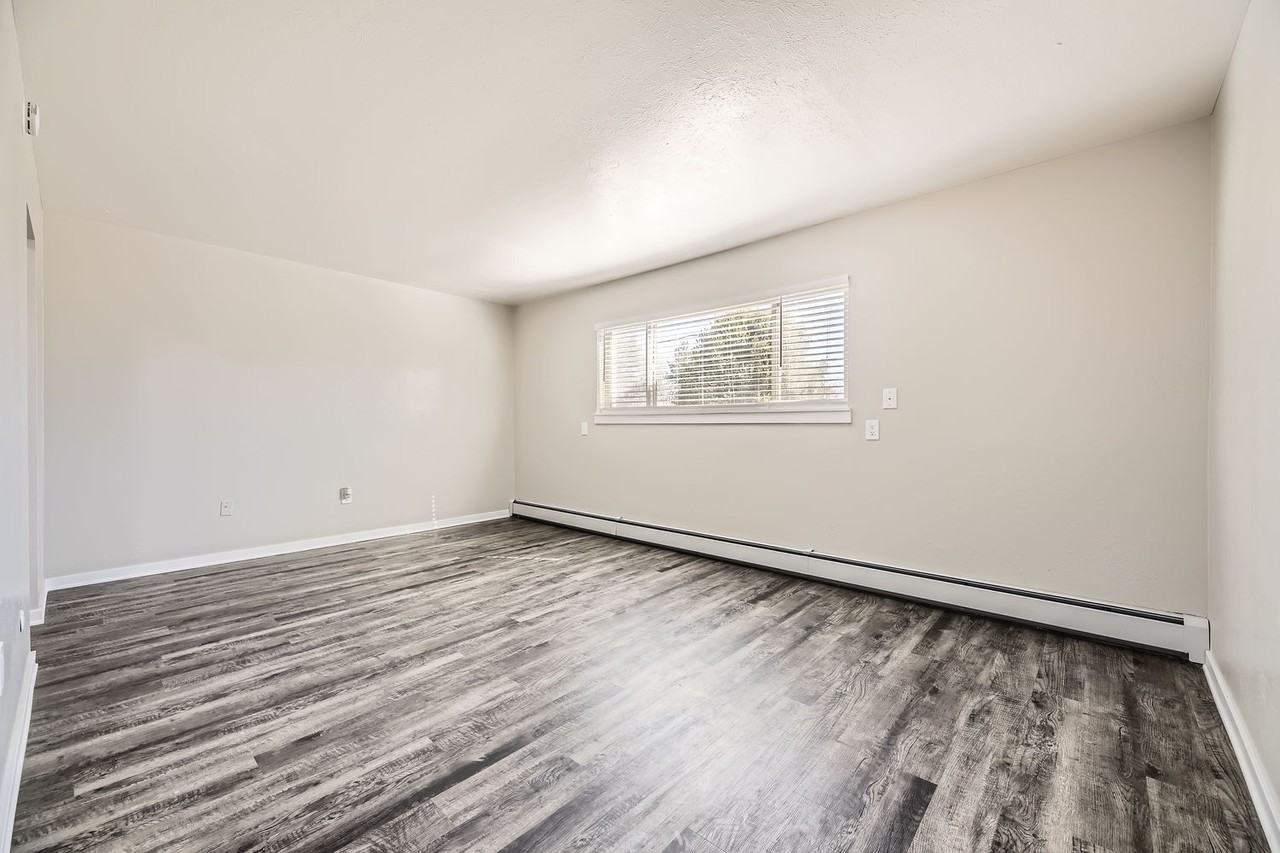 1919 S Depew St #24 - Photo 5 of 17