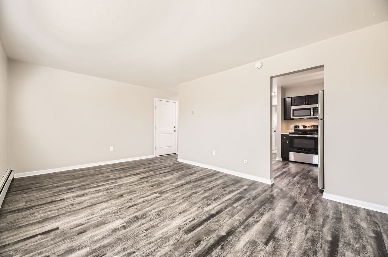 1919 S Depew St #24 - Photo 7 of 17