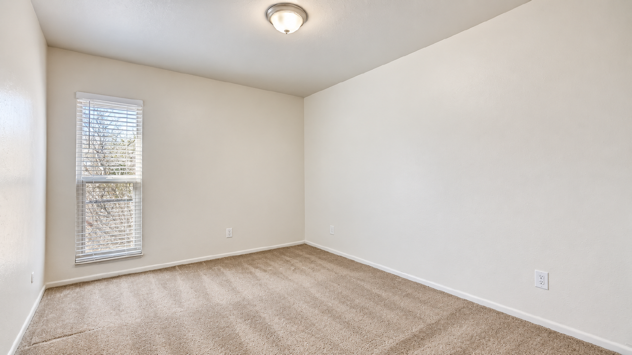 1929 S Depew St #36 - Photo 6 of 7