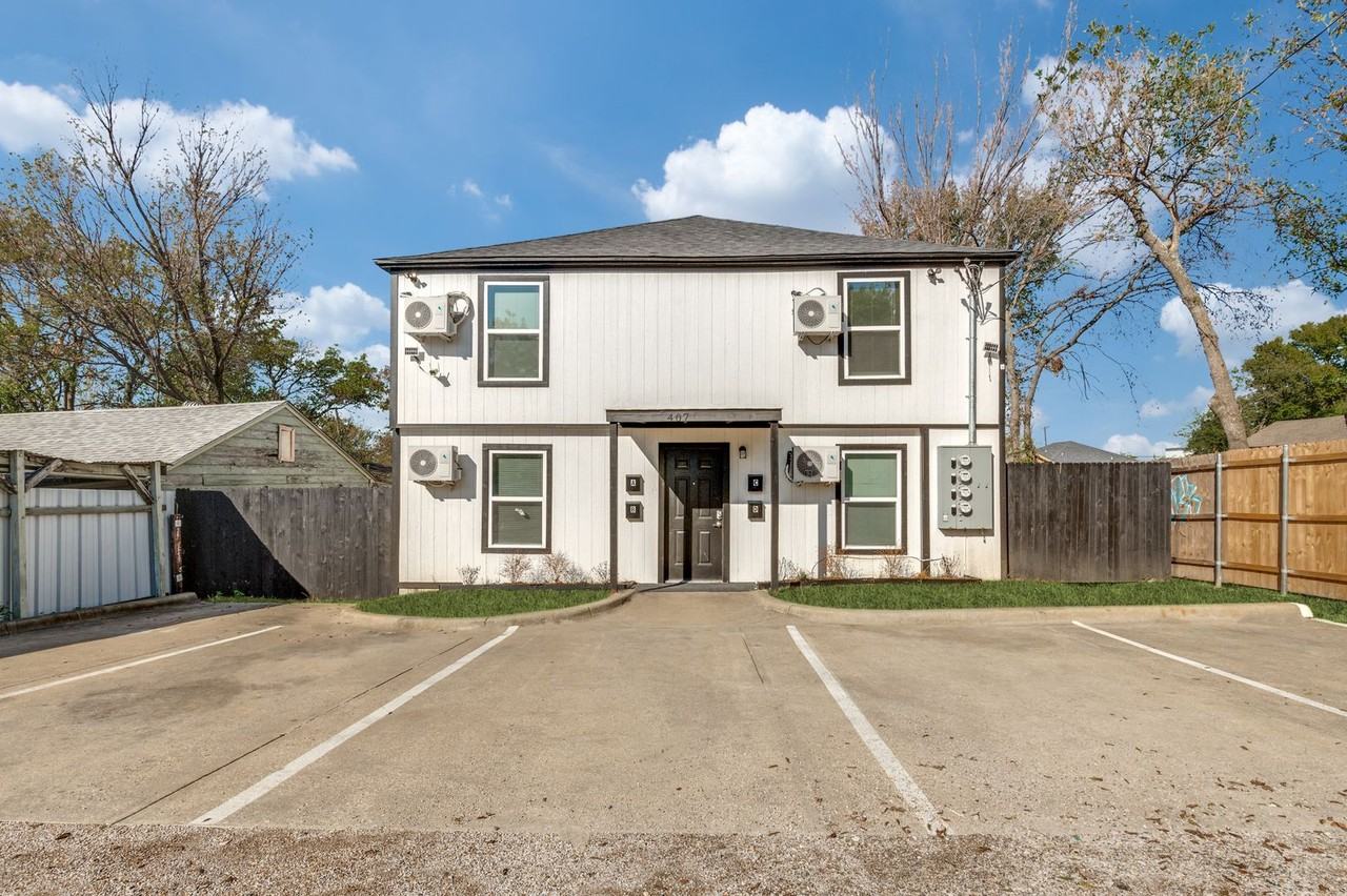 407 N Justin Ave #A - Photo 2 of 12