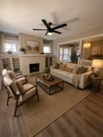 featured image of 1278 W 106th St #1