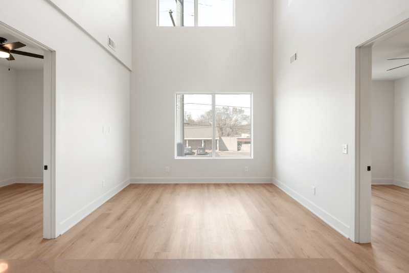1090 Haysboro Ave #211 - Photo 5 of 20