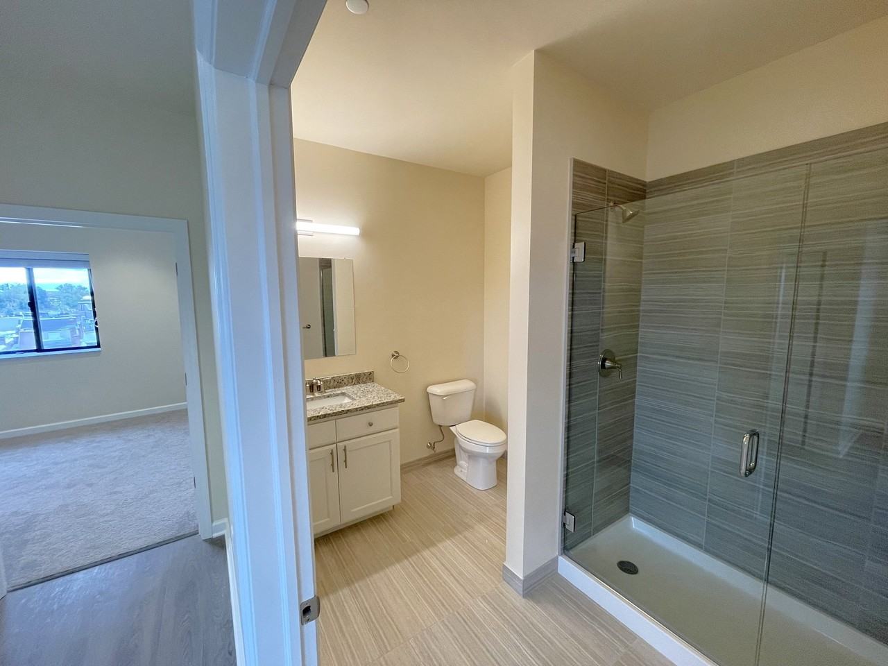 192 Erie Blvd #707 - Photo 4 of 11