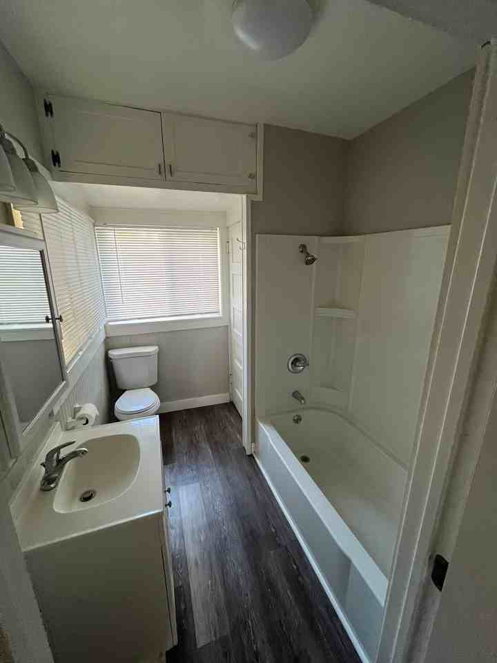 2748 Cohasset Rd - Photo 6 of 9