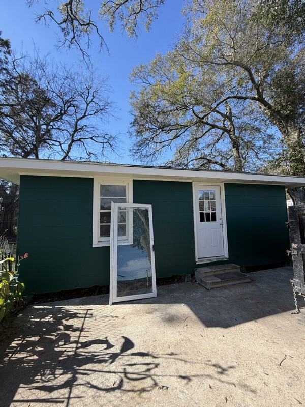 1726 Oscar St - Photo 2 of 9