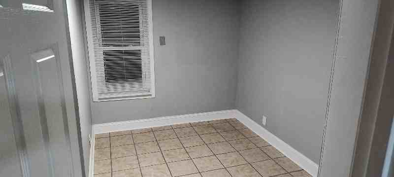 416 Gibbs Rd - Photo 7 of 10