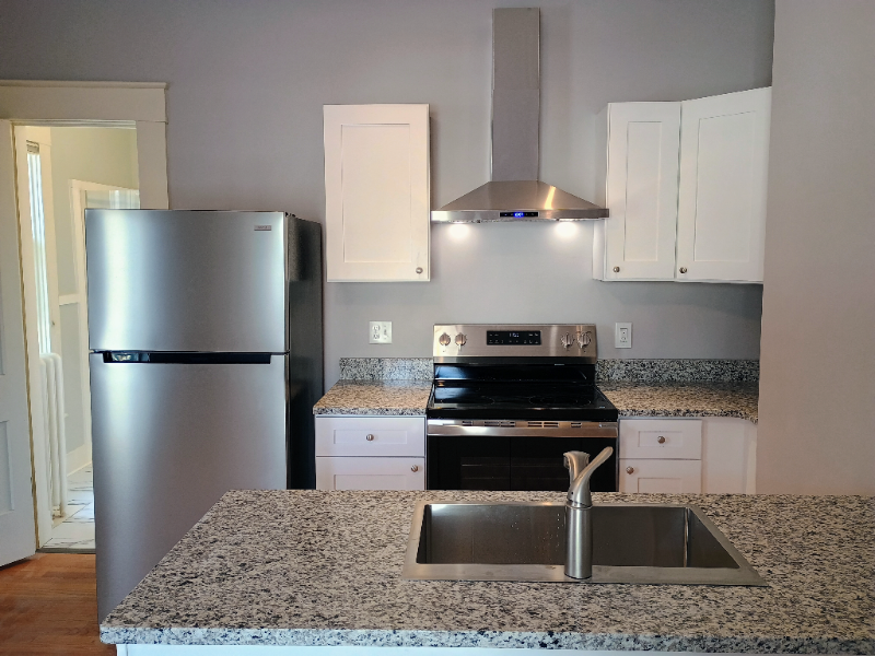 92 Center St #5 - Photo 2 of 7