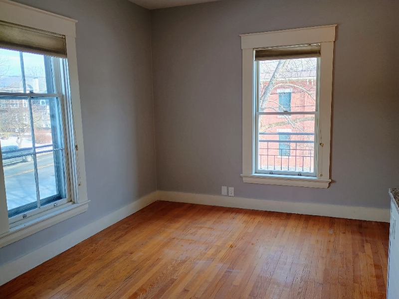 92 Center St #5 - Photo 4 of 7