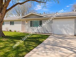 featured image of 12 Duncan Ave