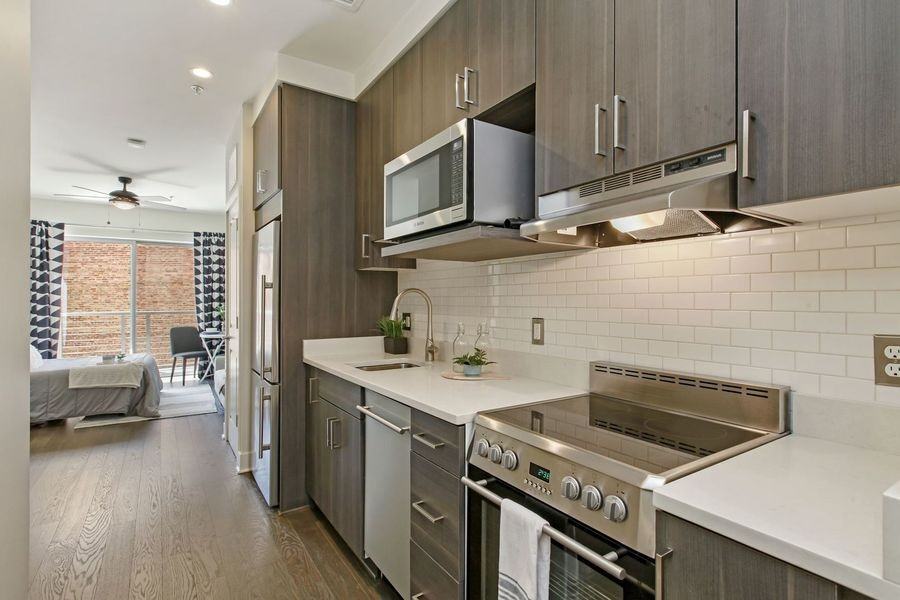 2550 17th St Nw #302 - Photo 7 of 19