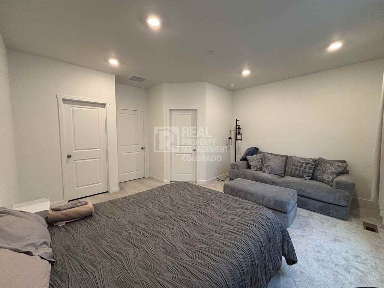 9152 Gladiola Way #E - Photo 7 of 10