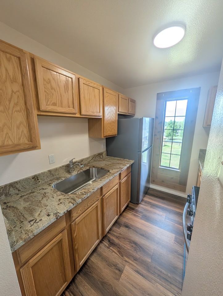 510 Mountain View Pl Apt D - Photo 6 of 13