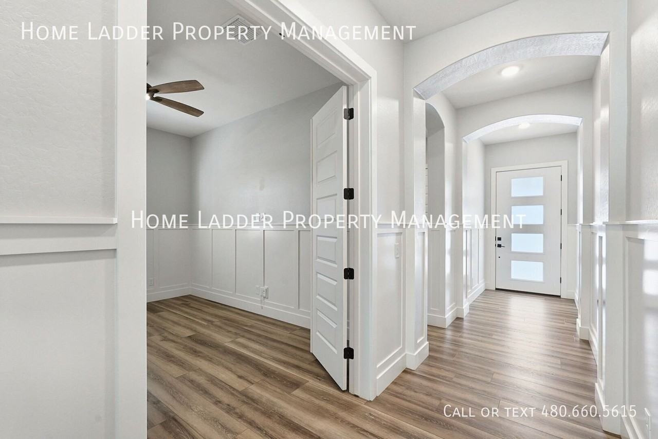 4172 E Bernice St - Photo 7 of 27