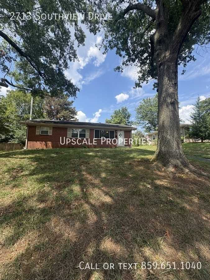 2713 Southview Dr - Photo 2 of 14