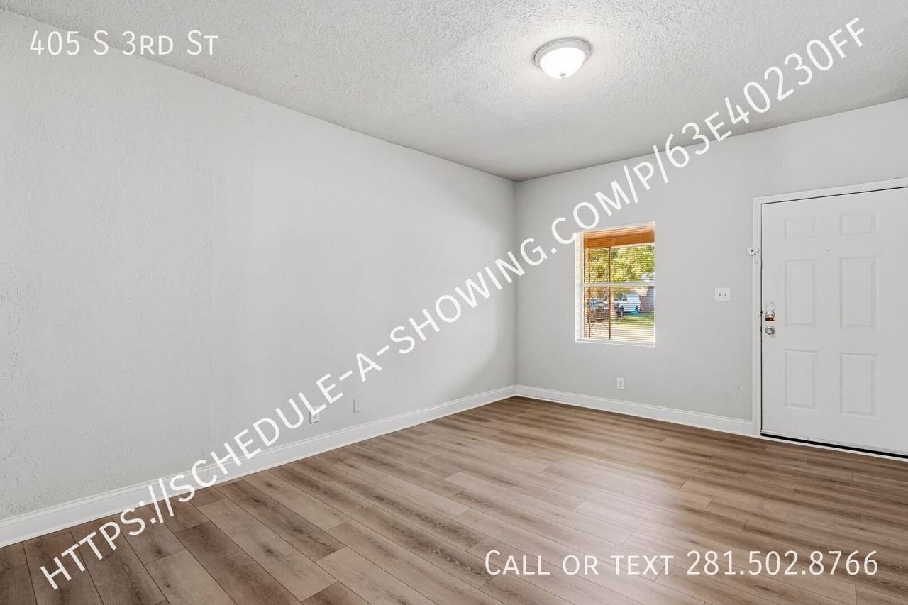 405 S 3rd St - Photo 4 of 13