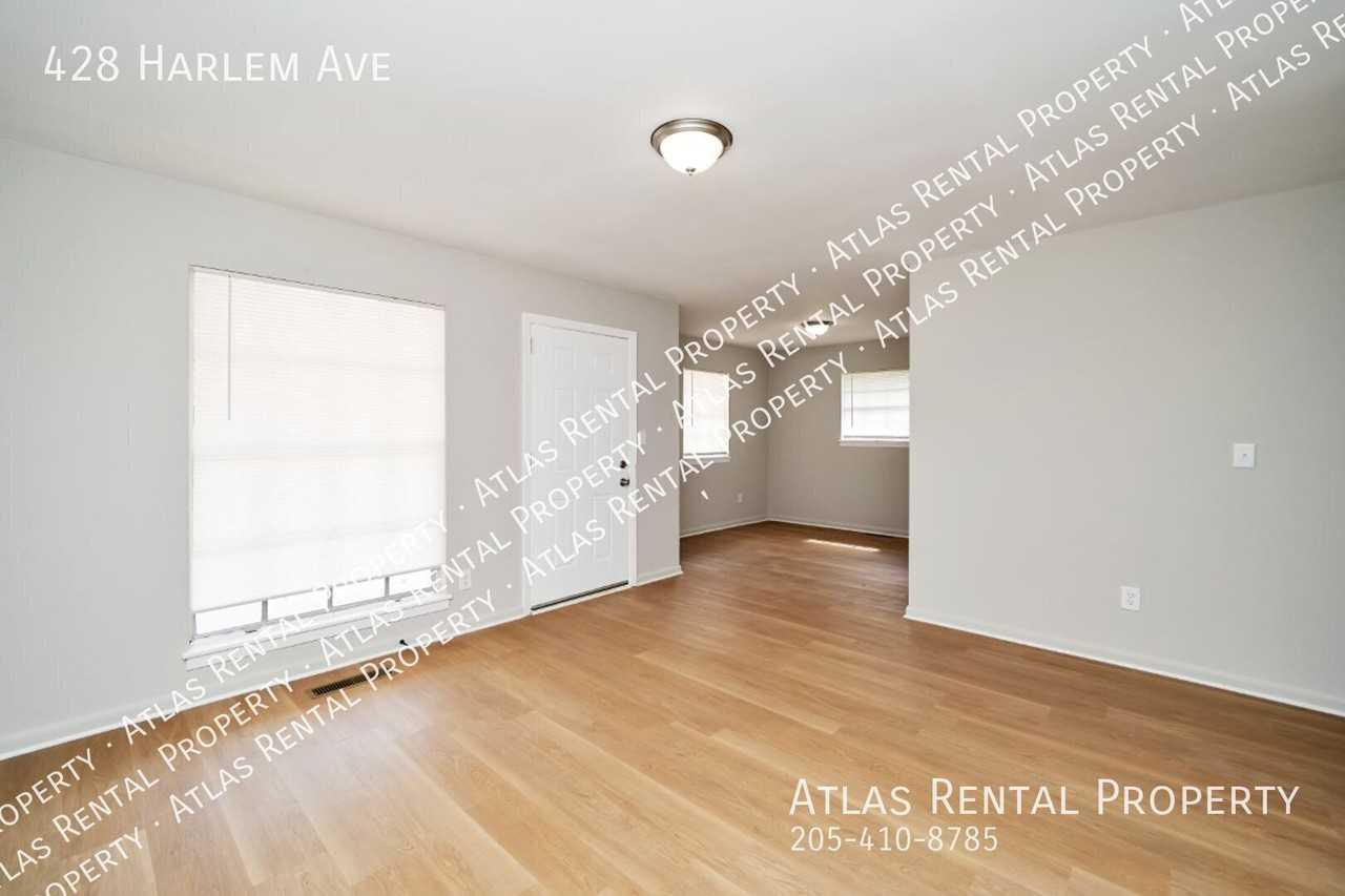 428 Harlem Ave - Photo 5 of 19